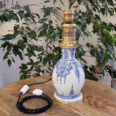 Vase céramique lampe à huile après restauration — 1920